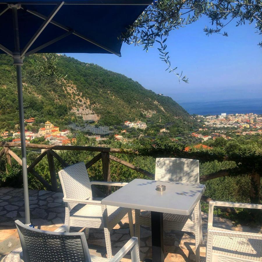 Casa Mazzola Bed and Breakfast Sant'Agnello Buitenkant foto