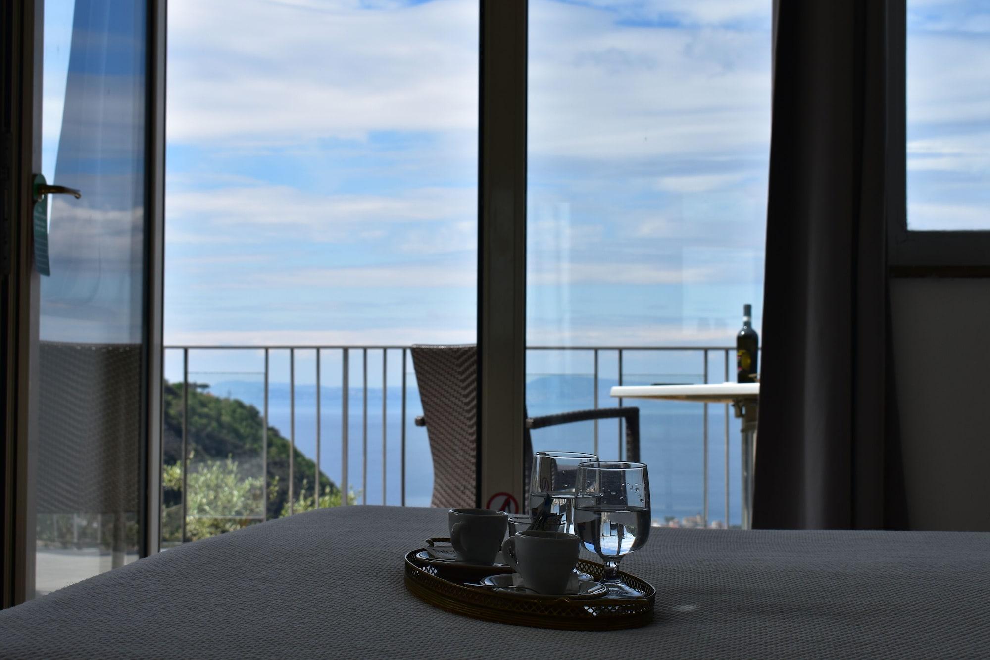 Casa Mazzola Bed and Breakfast Sant'Agnello Buitenkant foto